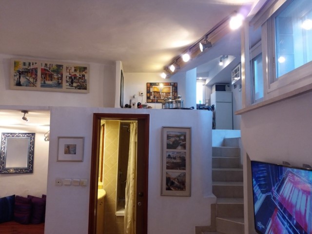 אברהמי – נוף האגם